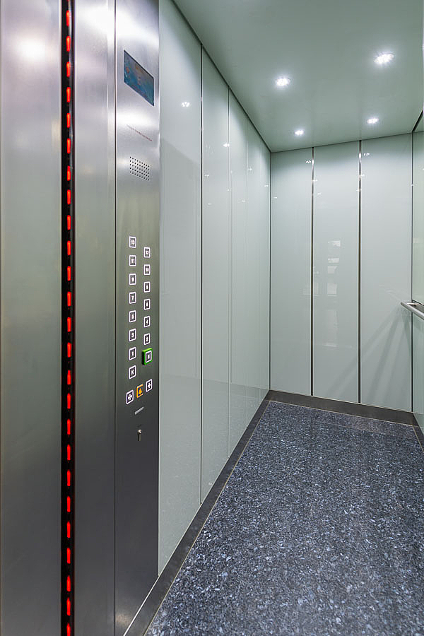 Adamer Specialglass - Glasses for elevator constructions